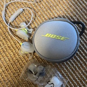 Bose soundsport in-ear headphones